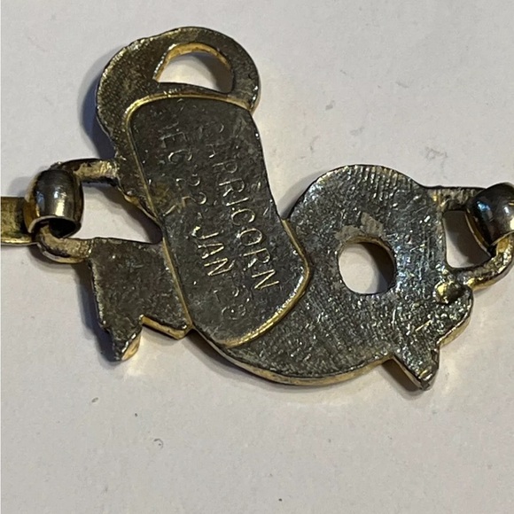 Vintage Capricorn Zodiac Bracelet 7” - Picture 3 of 4